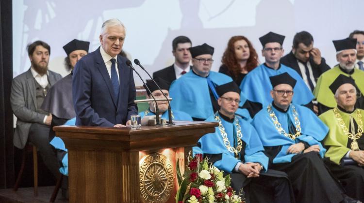Deputy Prime Minister, Minister of Science and Higher Education Jarosław Gowin (L) during the celebration of the Nicolaus Copernicus University Day in Toruń on Feb. 19. State and university distinctions were presented on the 545th anniversary of the birth of Nicolaus Copernicus, including the titles of doctor honoris causa, honorary professor and ambassador of the Nicolaus Copernicus University. PAP/Tytus Żmijewski 10.02.2018