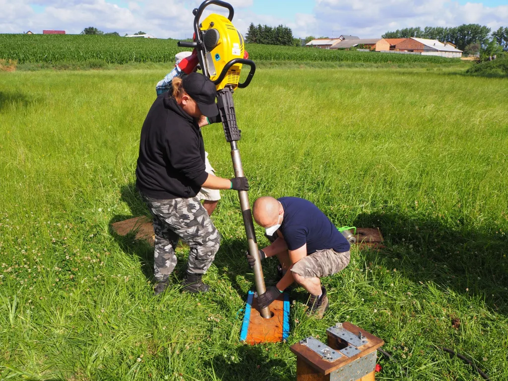 Wiercenia metodą vibracoring. Fot. S. Teska