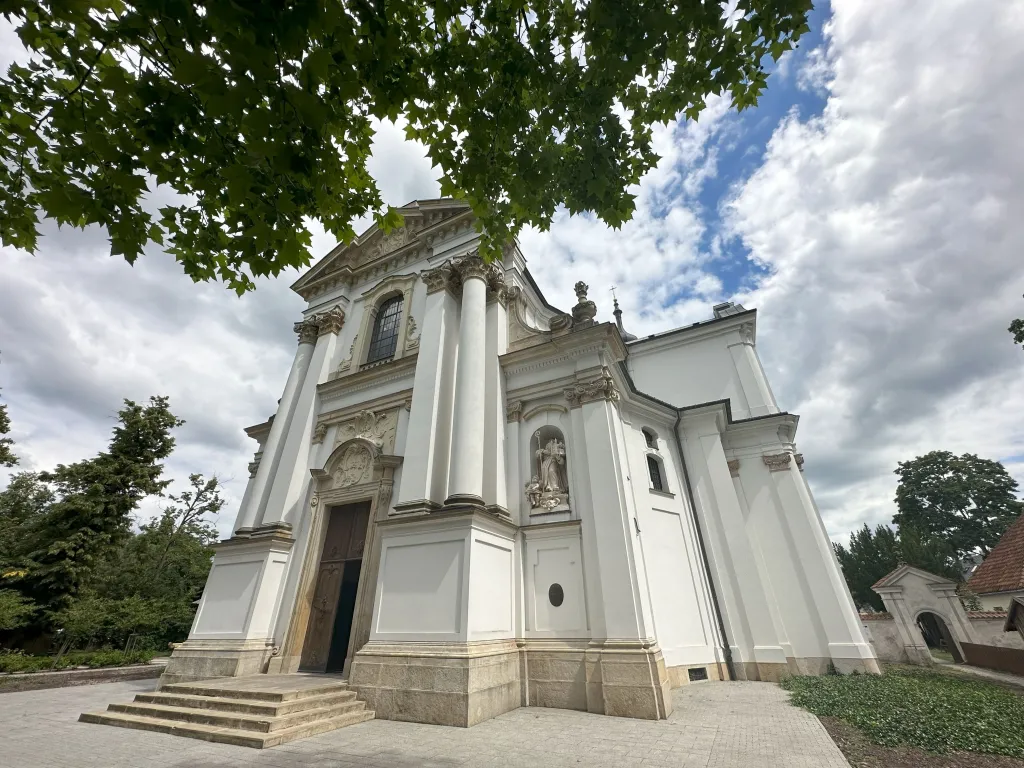 Kościół pw. Niepokalanego Poczęcia Najświętszej Marii Panny, św. Józefa i św. Ambrożego. XVII wiek. Fot. F. Welc