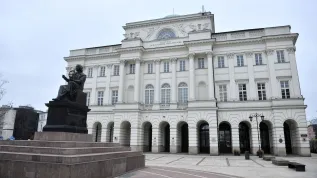 07.04.2021. Pałac Staszica w Warszawie, siedziba Polskiej Akademii Nauk. PAP/Radek Pietruszka