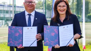 Prof. Krzysztof Wilde, rektor Politechniki Gdańskiej i Aleksandra Dulkiewicz, prezydent Gdańska. Fot. Grzegorz Jędrzejewski / Politechnika Gdańska