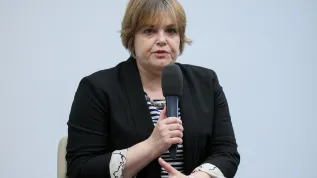 26.08.2025. Wiceminister nauki i szkolnictwa wyższego Karolina Zioło-Pużuk podczas konferencji "Horyzont Ibris"- Wyzwania i szanse polskiej nauki, w Centrum Prasowym PAP w Warszawie, 26 bm. (ad) PAP/Rafał Guz
