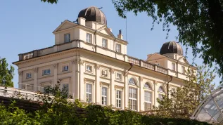 Budynek Obserwatorium Astronomicznego Uniwersytetu Warszawskiego w Alejach Ujazdowskich w Warszawie. Fot.: OA UW.