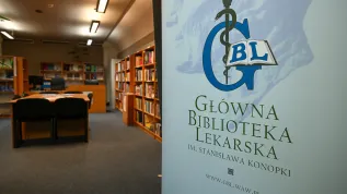 24.10.2025. Otwarcie Filii Głównej Biblioteki Lekarskiej w Rzeszowie, 24 bm. Nowa filia, współpracująca z centralą Głównej Biblioteki Lekarskiej w Warszawie, będzie pełnić rolę regionalnego centrum dostępu do zasobów medycznych i naukowych. Oferować będzie zarówno tradycyjne formy biblioteczne (czytelnię, wypożyczalnię, zbiory drukowane), jak i nowoczesne rozwiązania cyfrowe – dostęp do licencjonowanych baz danych, e-booków, repozytorium uczelnianego oraz usług e-wypożyczania. (sko) PAP/Darek Delmanowicz