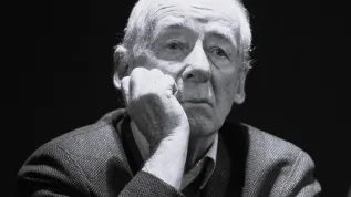 Warszawa, 25.10 2018. Prof. dr hab. Andrzej Paczkowski podczas spotkania „Lekcja historii 1918- 2018” w auli Domu Literatury w Warszawie. PAP/Andrzej Rybczyński