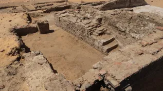  Dongola, tzw. Dom Króla. Fot. Maciej Wyzgol/ CAS UW.