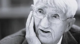 Jürgen Habermas na konferencji prasowej w Heinrich Heine Institute, Düsseldorf, Niemcy, 12 grudnia 2012 r. EPA/MARTIN GERTEN. Dostawca PAP/EPA