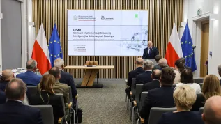 , 15.09.2026. Wiceminister nauki i szkolnictwa wyższego Marek Gzik podczas uroczystości podpisania porozumienia o utworzeniu Centrum Implementacji Sztucznej Inteligencji w Automatyce i Robotyce, 15 bm. w Warszawie. PAP/Albert Zawada