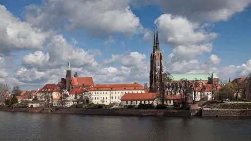 Ostrów Tumski we Wrocławiu. Fot. PAP/Maciej Kulczyński 17.04.2012