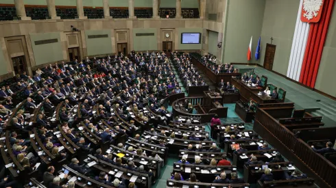 09.01.2025. Posłowie na sali obrad Sejmu w Warszawie. PAP/Paweł Supernak