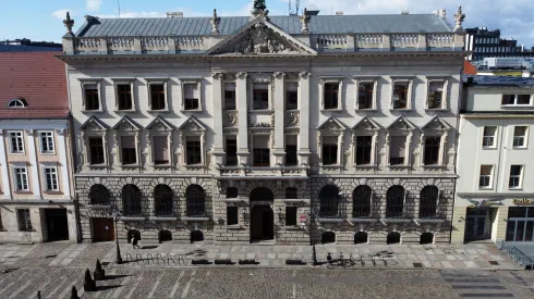 Szczecin, 12.03.2021. Budynek Akademii Sztuki mieszczący się w Pałacu „Pod Globusem”  na placu Orła Białego w Szczecinie. PAP/Marcin Bielecki