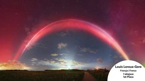 Louis Leroux-Gere (Francja), A rare phenomenon: Full STEVE panorama. 1. miejsce w kategorii "astrokrajobraz"