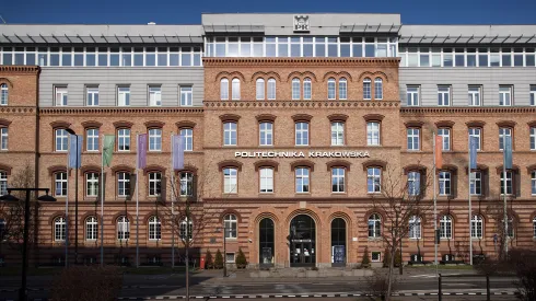 Kraków, 31.03.2021. Główny budynek Politechniki Krakowskiej im. Tadeusza Kościuszki. PAP/Łukasz Gągulski