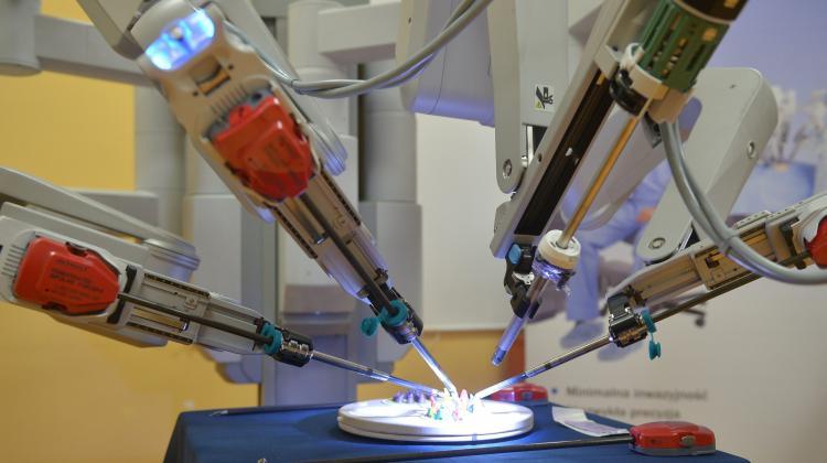 Da Vinci Surgical Robot. Credit: PAP/Radek Pietruszka 17.03.2014