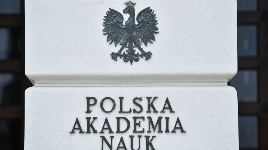 Warszawa, 07.04.2021. Pałac Staszica w Warszawie, siedziba Polskiej Akademii Nauk. PAP/Radek Pietruszka