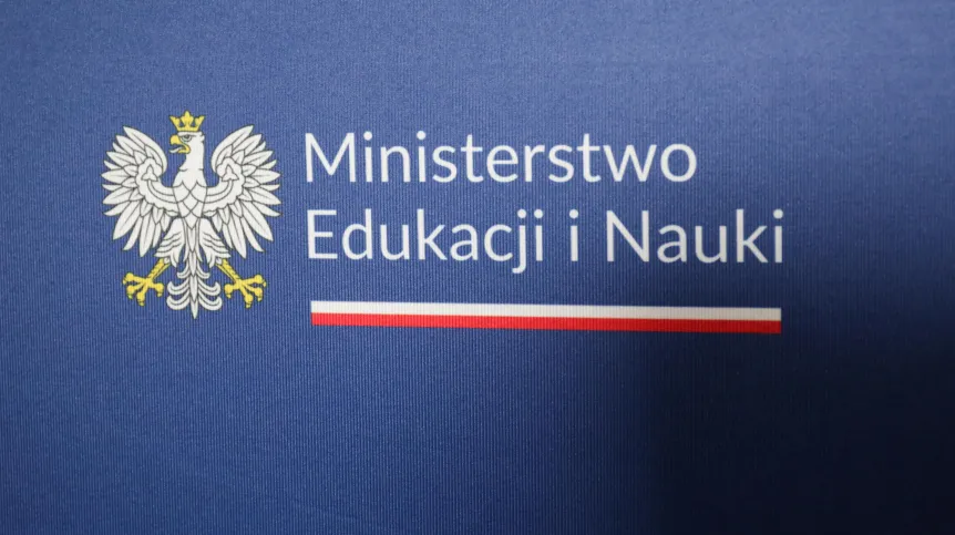 Warszawa, 30.11.2022. Siedziba Ministerstwa Edukacji i Nauki w Warszawie. Fot. PAP/Albert Zawada