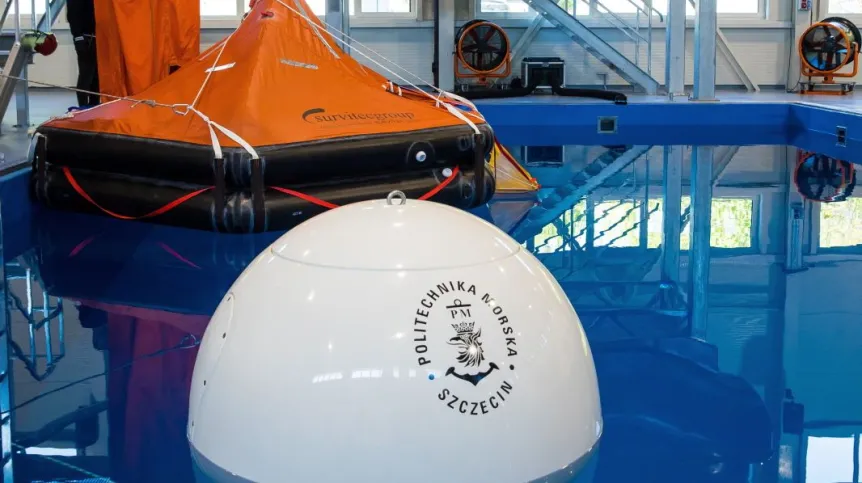 10.05.2023. Oficjalne otwarciu Centrum Szkoleniowego Offshore przy Wydziale Mechanicznym Politechniki Morskiej w Szczecinie, 10 bm. Wydarzenie było częścią uroczystych obchodów obchodów 20-lecia Wydziału Inżynieryjno-Ekonomicznego Transportu PM. PAP/Jerzy Muszyński