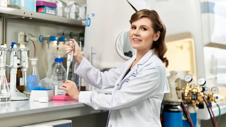 Dr Magdalena Zdrowowicz-Żamojć. Fot. materiały prasowe konkursu L'Oréal-UNESCO Dla Kobiet i Nauki 2023.
