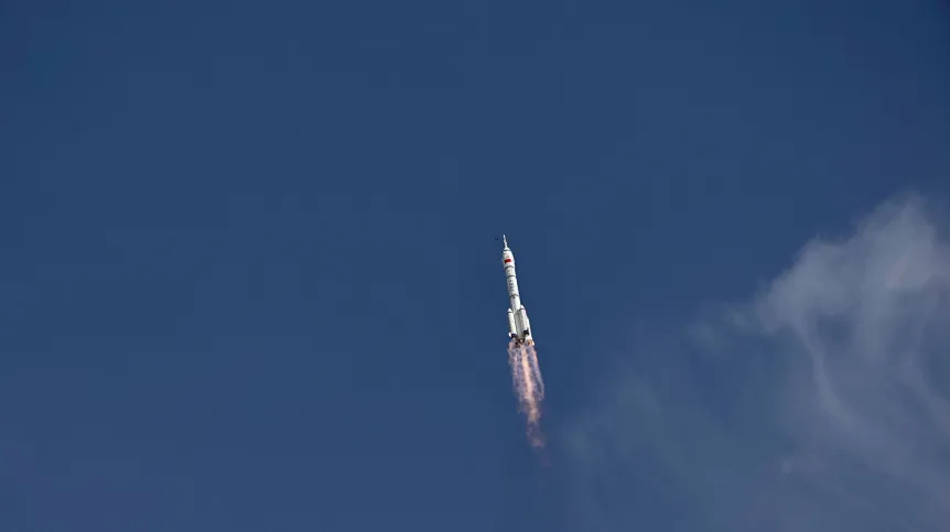 24.04.2025.  EPA/ANDRES MARTINEZ CASARES 