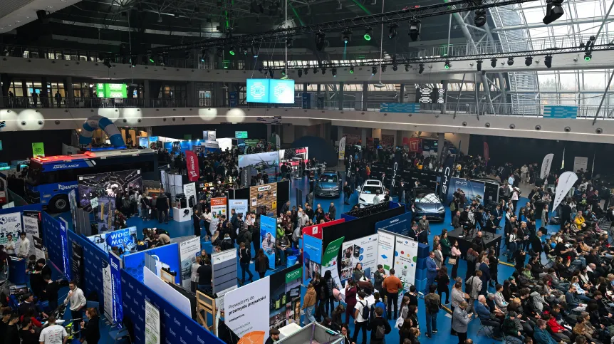 Jasionka, 12.11.2025. Podkarpacki Festiwal Nauki i Innowacji. PAP/Darek Delmanowicz