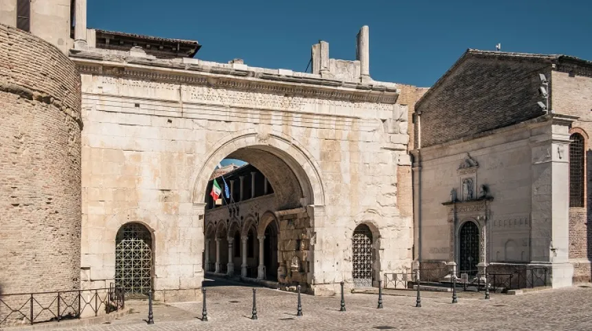 Fano. Łuk Augusta. Źródło: Adobe Stock