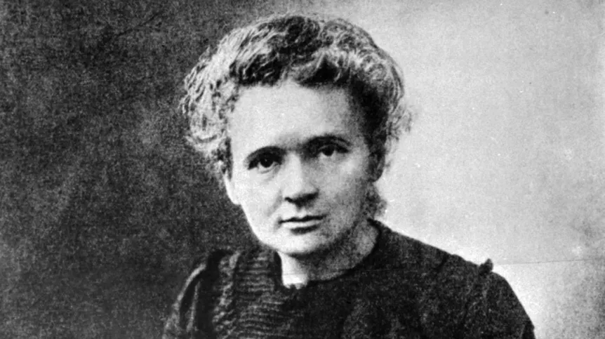 Francja Paryż ok. 1911. Maria Skłodowska-Curie (1867-1934), chemiczka i fizyczka, wybitna uczona, dwukrotnie nagrodzona nagrodą Nobla, odkrywczyni dwóch nowych pierwiastków - radu i polonu. gr PAP/Reprodukcja Jan Morek