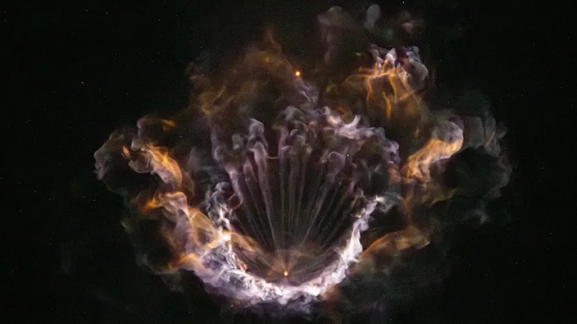 Floryda, 25.06.2025. Start rakiety Falcon 9 z kapsułą załogową Dragon z Centrum Kosmicznego Johna F. Kennedy’ego na przylądku Canaveral na Florydzie. PAP/Leszek Szymański