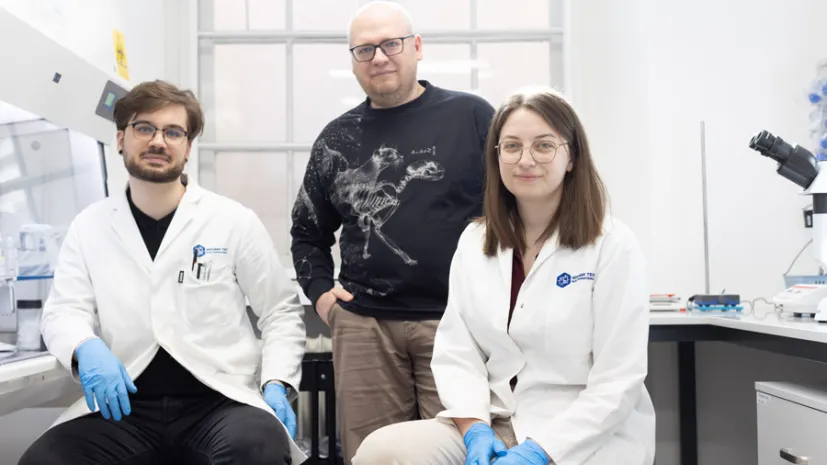 Dr Tomasz Swebocki, prof. PG, prof. Jacek Ryl, mgr Angelika Łepek. Fot. Łukasz Głowala / Politechnika Gdańska