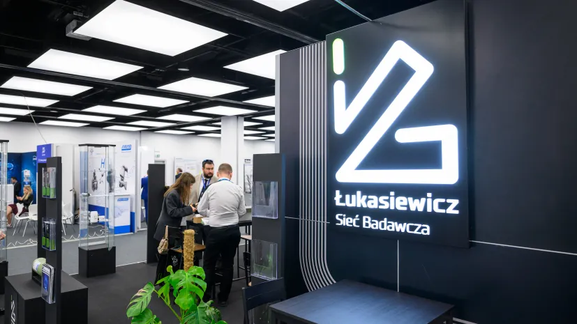 Poznań, 16.05.2023. Stoisko Sieci Badawczej Łukasiewicz na II Środkowoeuropejskim Forum Technologii Wodorowych H2POLAND. Fot. PAP/ Jakub Kaczmarczyk