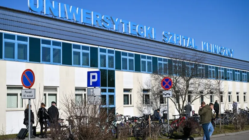Wrocław, 02.03.2026. Uniwersytecki Szpital Kliniczny we Wrocławiu, 2 bm. (sko) PAP/Maciej Kulczyński